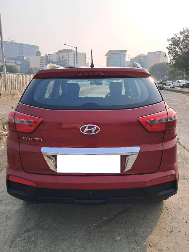 https://images10.gaadi.com/usedcar_image/4313137/original/processed_66ae203d8a85e57fa6b1a305b336adb1.jpg?imwidth=6401