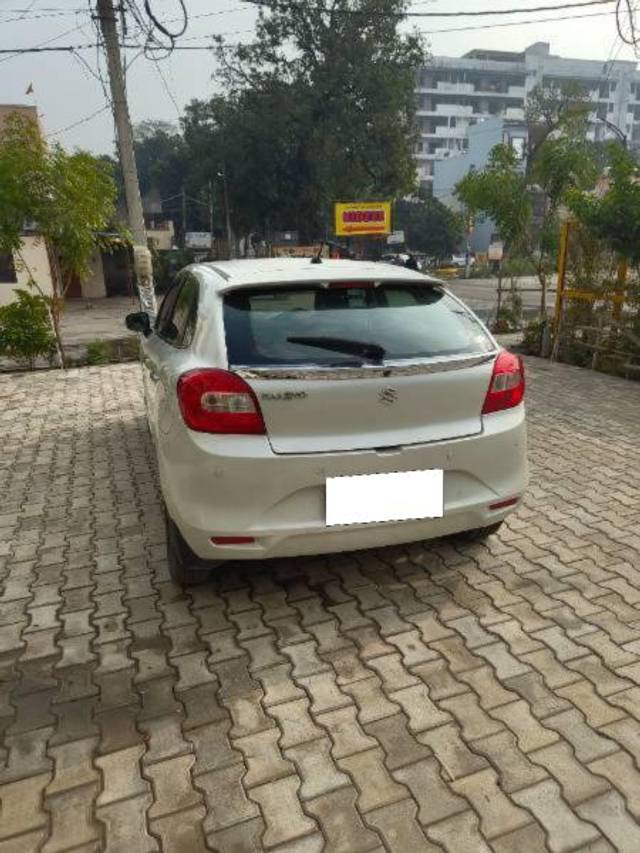 https://images10.gaadi.com/usedcar_image/4313172/original/processed_bc0768ee-9695-4877-954a-cddcba2b9f83.jpg?imwidth=6401