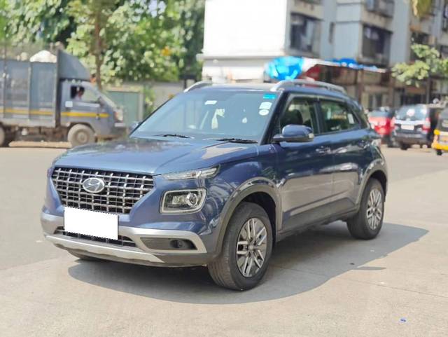 https://images10.gaadi.com/usedcar_image/4313197/original/processed_4f2966840404b8e2acd6024960973855.jpg?imwidth=6402