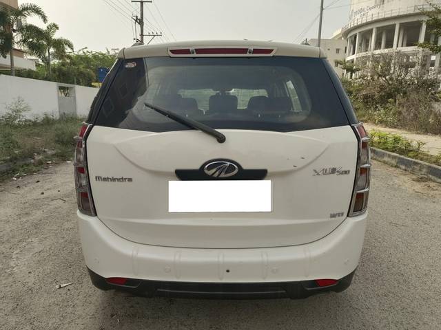 https://images10.gaadi.com/usedcar_image/4313207/original/processed_5299bd5419870ed24c62b2d42067c019.jpg?imwidth=6402