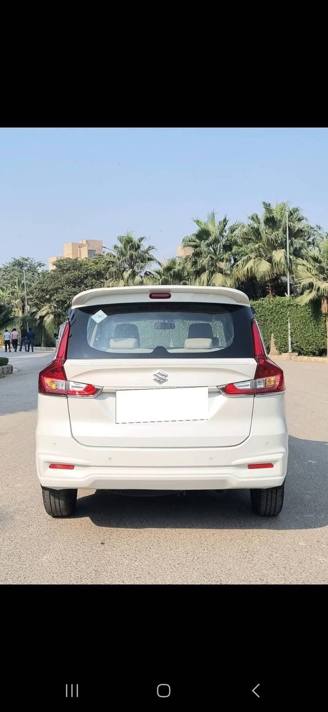 https://images10.gaadi.com/usedcar_image/4313256/original/processed_6a83e79b477ac449b5d0a3e0d08300c1.jpg?imwidth=6401