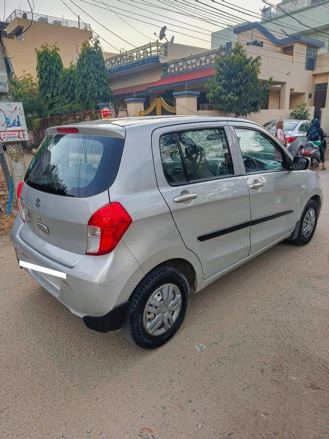 https://images10.gaadi.com/usedcar_image/4313376/original/processed_4d914162286d0cbd3af3463c56b69351.jpg?imwidth=6401