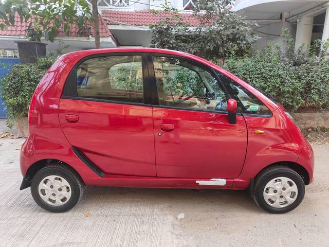 https://images10.gaadi.com/usedcar_image/4313386/original/processed_b197f6a9467e081aa09b02fed3c4591f.jpg?imwidth=6401