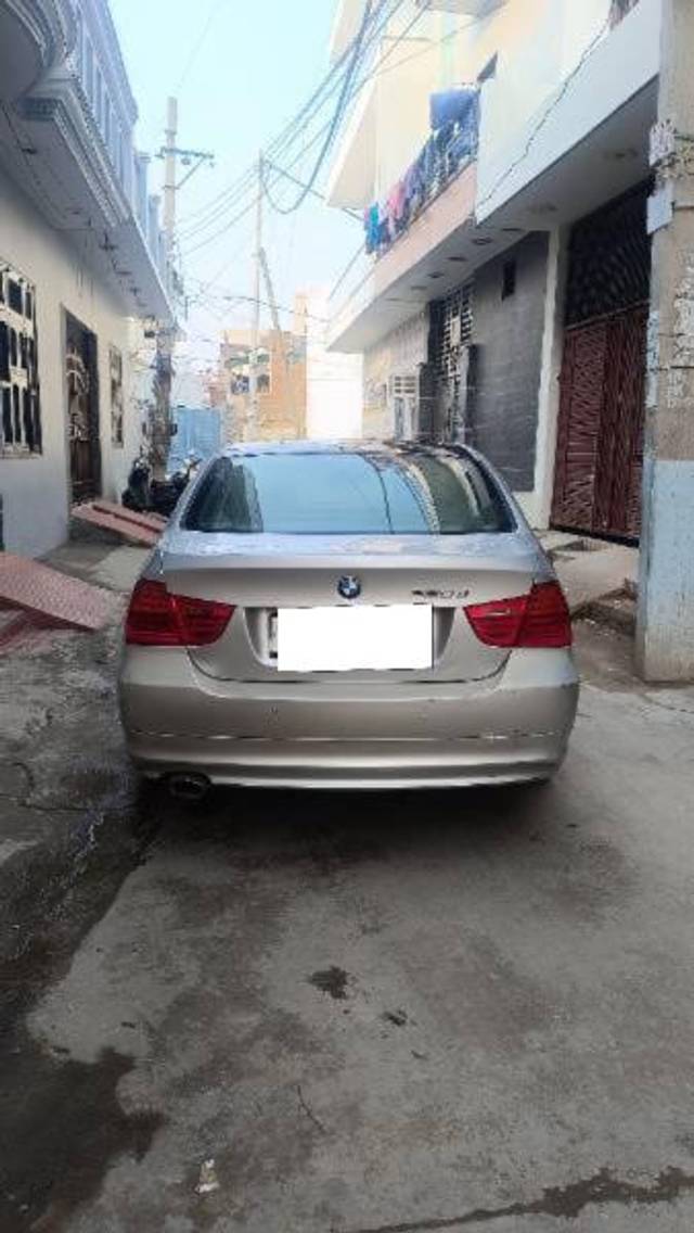 https://images10.gaadi.com/usedcar_image/4313400/original/processed_1a4fba11-4970-4440-8e46-ea9c5eb4e726.jpg?imwidth=6401