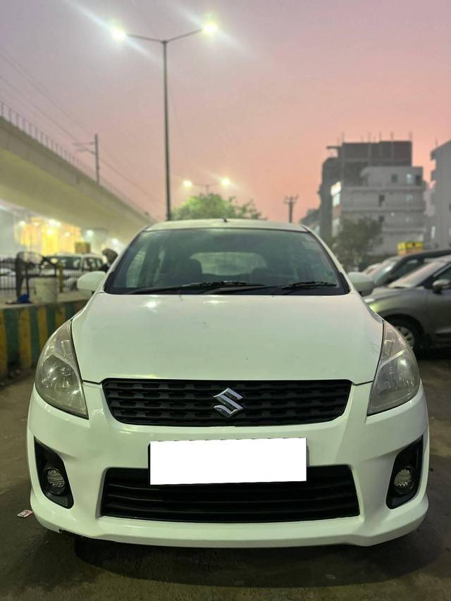 https://images10.gaadi.com/usedcar_image/4313444/original/processed_bcf10af52ac5f90e57ae9adfa982d61b.jpg?imwidth=6400