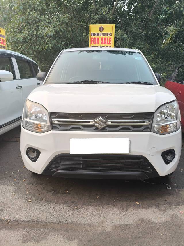 https://images10.gaadi.com/usedcar_image/4313486/original/processed_6ed5ef097a2a71ab17f74453f910ad68.jpg?imwidth=6402