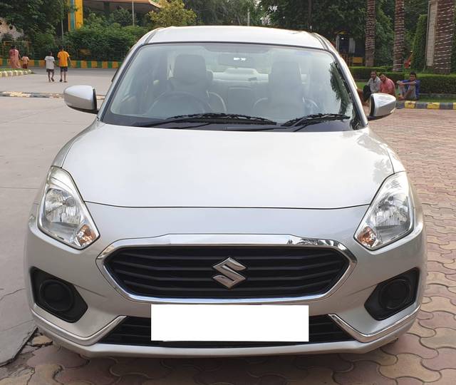 https://images10.gaadi.com/usedcar_image/4313504/original/processed_9b323ebd0f0bef5fbbf97a864958b2ba.jpg?imwidth=6402