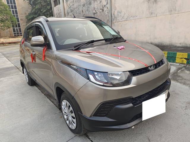 https://images10.gaadi.com/usedcar_image/4313515/original/processed_3f61b7a390d21e70fbe3b34620698675.jpg?imwidth=6400