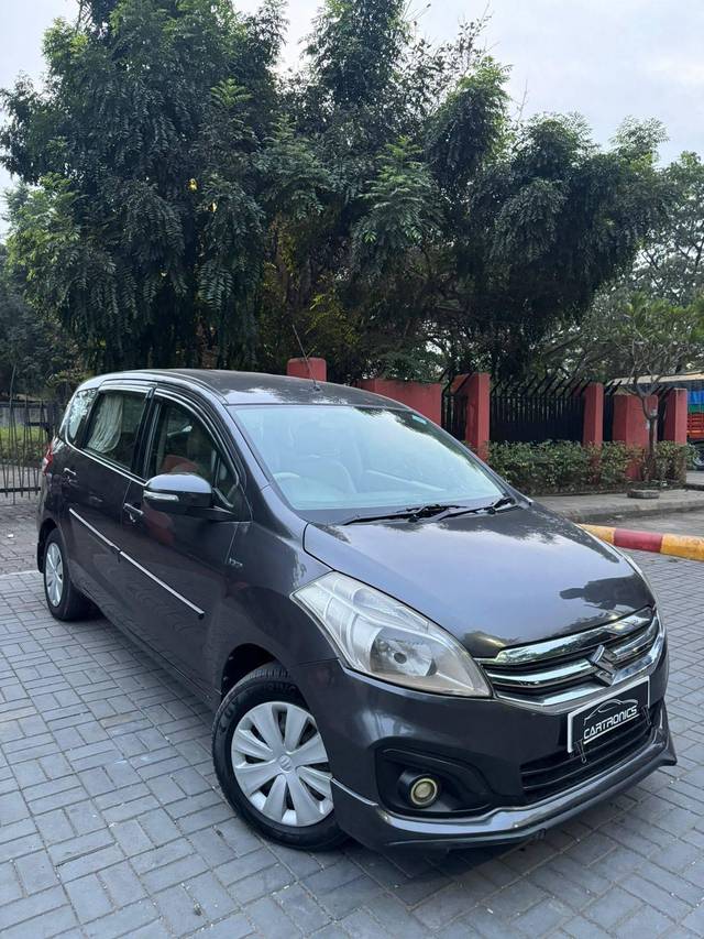 https://images10.gaadi.com/usedcar_image/4313527/original/processed_e49ca7e6624c6b35c5927fca2bc34a3d.jpg?imwidth=6400