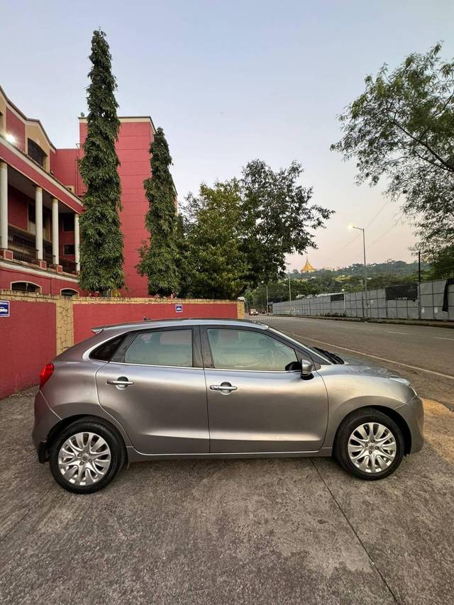 https://images10.gaadi.com/usedcar_image/4313533/original/processed_eccdd26b4dabb8bbaf2168bc49d70745.jpg?imwidth=6401