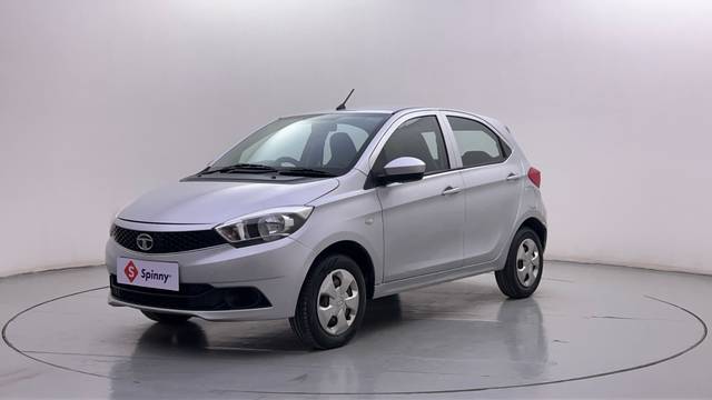 https://images10.gaadi.com/usedcar_image/4313956/original/100ec78540c087f7aabe07056e1caec5.JPG?imwidth=6400