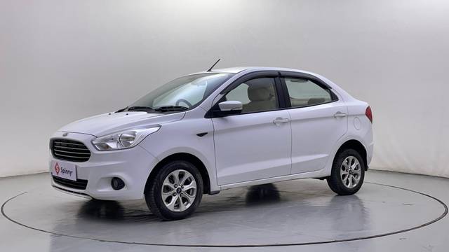 https://images10.gaadi.com/usedcar_image/4314268/original/4d77e1fb656699cb1a2dd27c39f7f3fb.JPG?imwidth=6400