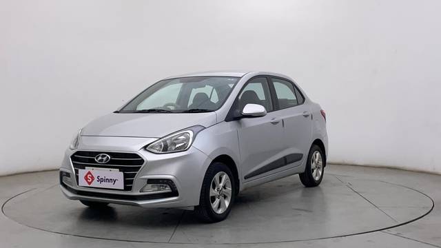 https://images10.gaadi.com/usedcar_image/4314694/original/49f05562e72087ff3a091a37ad1c20e2.JPG?imwidth=6400