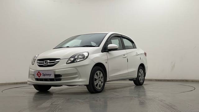 https://images10.gaadi.com/usedcar_image/4314870/original/ffe24871ac0b84066248fd6ab7e9bcbb.JPG?imwidth=6400