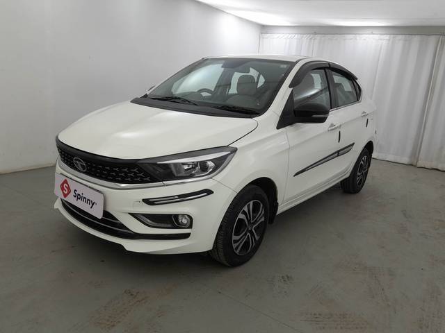 https://images10.gaadi.com/usedcar_image/4314944/original/31dc3cbd598c1d1e6bad61ac0d11aedd.jpg?imwidth=6400