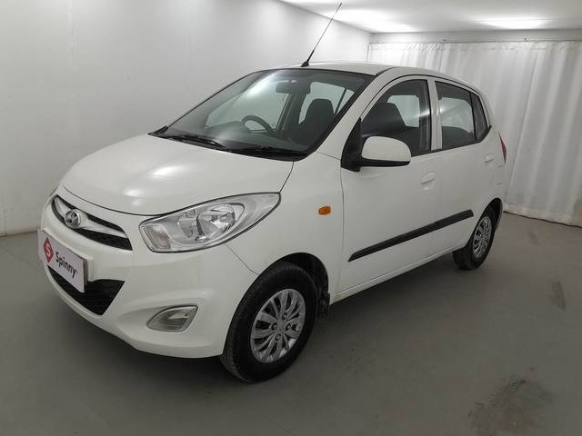 https://images10.gaadi.com/usedcar_image/4314988/original/d2f048cd62917a8eadbc9b2f8377be85.jpg?imwidth=6400