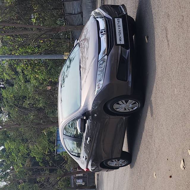 https://images10.gaadi.com/usedcar_image/4315026/original/185cb6ff4bd851565cff5a6dbd5d62bb.jpg?imwidth=6402