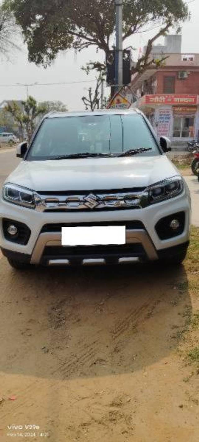 https://images10.gaadi.com/usedcar_image/4315165/original/processed_570eef7d-35f4-491a-91dc-7953d0f932b7.jpg?imwidth=6400