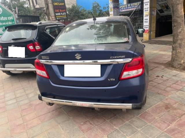 https://images10.gaadi.com/usedcar_image/4315179/original/processed_6656f67b-600e-4a7d-acf9-de8898451b9d.jpg?imwidth=6402