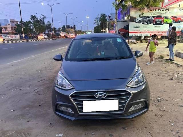 https://images10.gaadi.com/usedcar_image/4315314/original/processed_39faaece-06fc-4018-9302-67f5f967fea6.jpeg?imwidth=6400