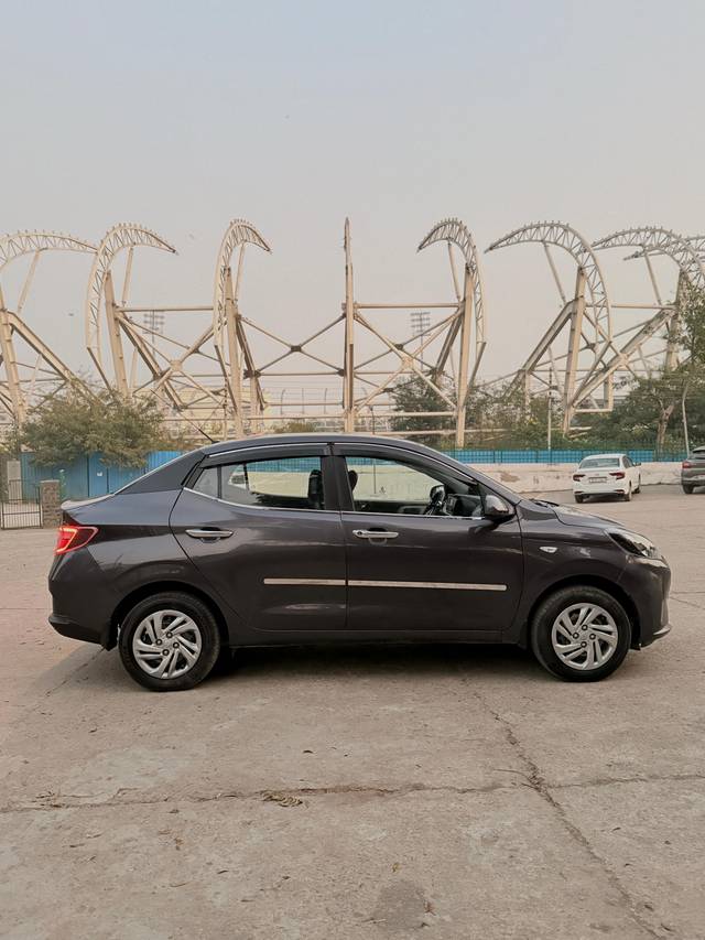 https://images10.gaadi.com/usedcar_image/4315326/original/8379d2b0c7c69541e72a9d2b0a36ef55.jpg?imwidth=6401