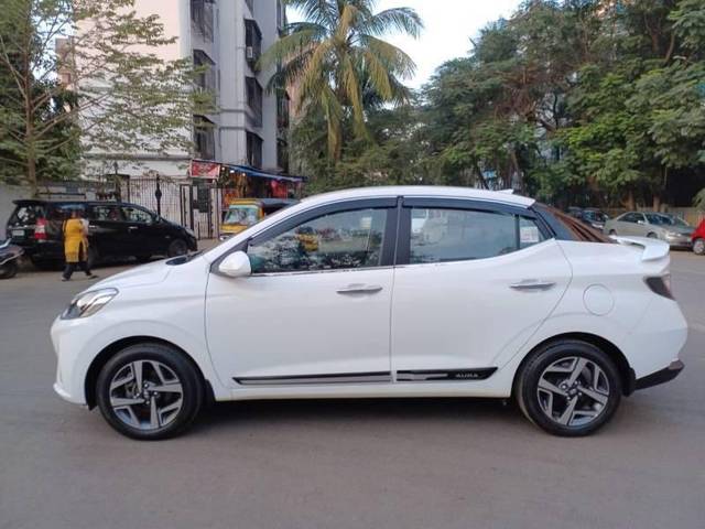 https://images10.gaadi.com/usedcar_image/4315408/original/processed_b84c8374-6dae-46ea-ba58-105a28fb7df6.jpg?imwidth=6400