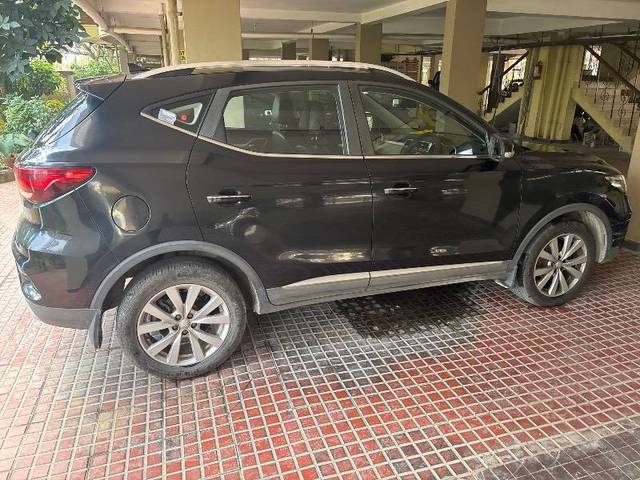 https://images10.gaadi.com/usedcar_image/4315486/original/a992e992d63cbf9d0903482e3412b9ae.jpg?imwidth=6402