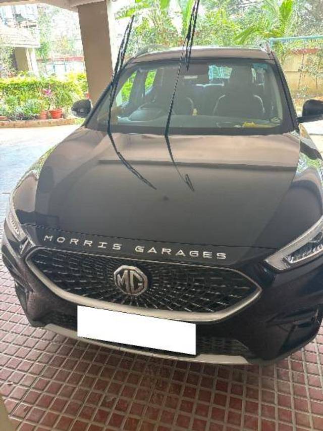 https://images10.gaadi.com/usedcar_image/4315486/original/d085b201f5f51b92bccd65b9e19e0c28.jpg?imwidth=6400