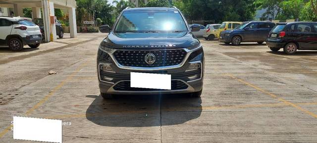 https://images10.gaadi.com/usedcar_image/4315530/original/d33aa2ba984f6ee19bcfb807973269fe.jpg?imwidth=6400