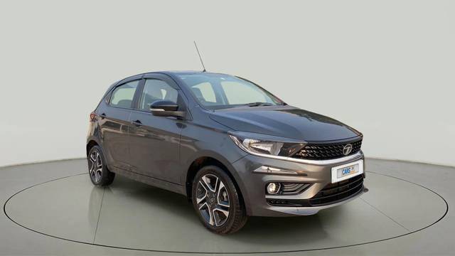 https://images10.gaadi.com/usedcar_image/4315532/original/a1007d897bca9efc38e78055a539a1f8.jpg?imwidth=6400