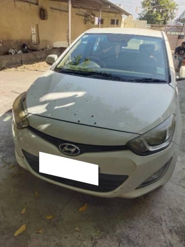 https://images10.gaadi.com/usedcar_image/4315576/original/processed_6b4204de-c360-4924-8d6c-76abcfc1ea88.jpeg?imwidth=6402