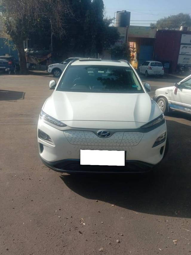 https://images10.gaadi.com/usedcar_image/4315628/original/processed_1f8925aa-e760-4d84-a005-23fceadff184.jpeg?imwidth=6400