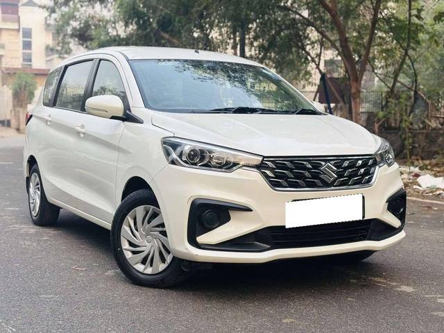 https://images10.gaadi.com/usedcar_image/4315813/original/processed_23b51ee939fb65375b467113830a35c4.jpg?imwidth=6400