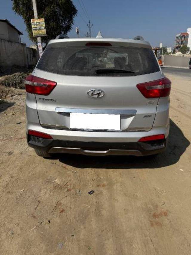 https://images10.gaadi.com/usedcar_image/4315832/original/92338836a756955d5be0a37b2ff50608.jpg?imwidth=6401