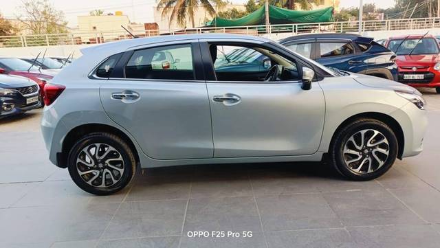 https://images10.gaadi.com/usedcar_image/4315876/original/processed_65088f05d757e9ceb31ae25379083bed.jpg?imwidth=6401