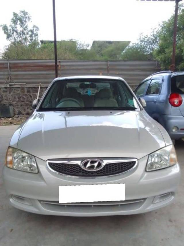 https://images10.gaadi.com/usedcar_image/4315909/original/processed_eb7634974a5b6361e680bdd284bca8b6.jpg?imwidth=6402