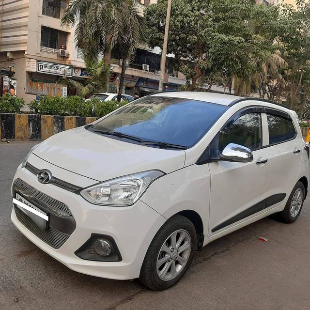 https://images10.gaadi.com/usedcar_image/4316043/original/processed_1b3e130284359b58a72c2b567e0744af.jpg?imwidth=6400