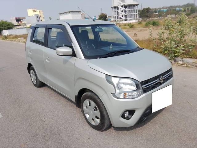 https://images10.gaadi.com/usedcar_image/4316049/original/processed_11e1ff6309e35f643d1af9c33af8b437.jpg?imwidth=6400