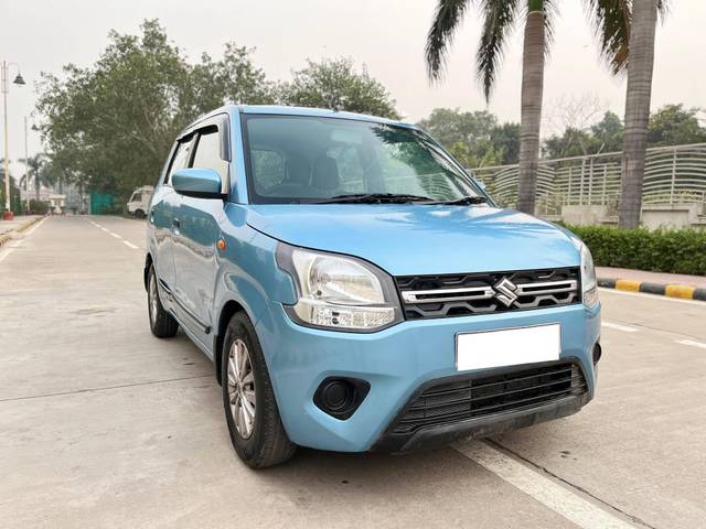 https://images10.gaadi.com/usedcar_image/4316080/original/processed_48b8149374a1f2c1905ce12fcb798267.jpg?imwidth=6400