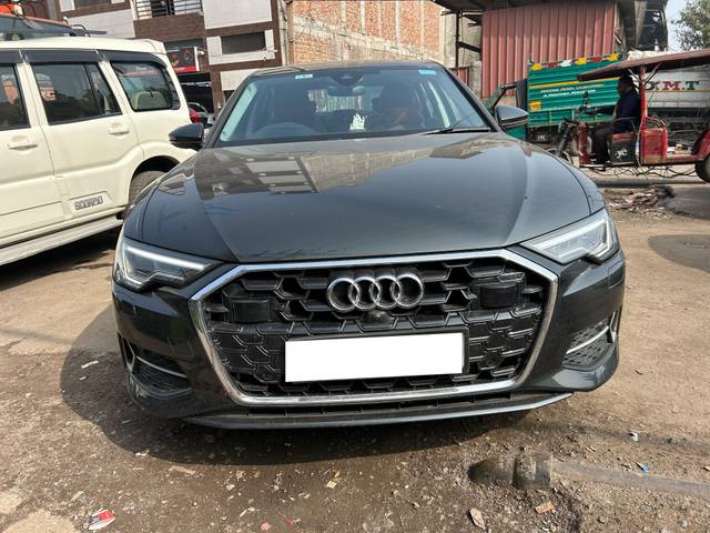 https://images10.gaadi.com/usedcar_image/4316173/original/processed_ca02701fdcd0cd5f71feb77d55848bb5.jpg?imwidth=6400