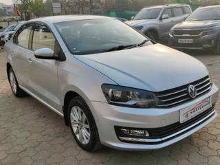 Volkswagen Vento 2013-2015 Volkswagen Vento 1.2 TSI Highline AT