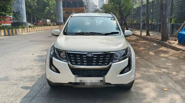 https://images10.gaadi.com/usedcar_image/4316340/original/e06de5998de2b33c4d04e0b065d99287.jpg?imwidth=6402