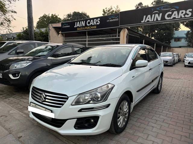 https://images10.gaadi.com/usedcar_image/4316438/original/processed_0a88385a446023f289ebb6fd3ab2d452.jpg?imwidth=6402