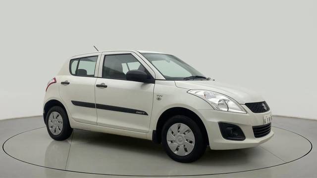 https://images10.gaadi.com/usedcar_image/4316541/original/39f2f3bc8a84a45316f0c429ef2a84a6.jpg?imwidth=6400