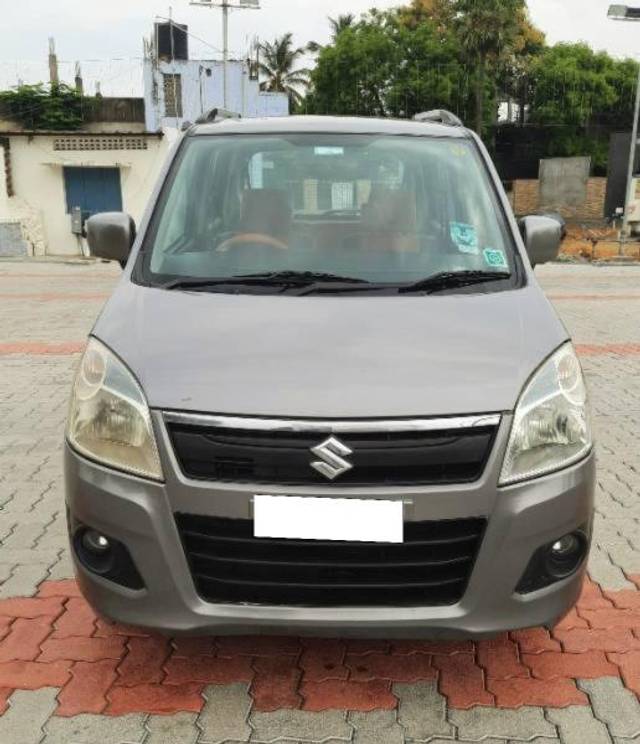 https://images10.gaadi.com/usedcar_image/4316627/original/processed_0598ed3d-d3f7-4b21-b222-9d56bc45fe3b.jpg?imwidth=6400