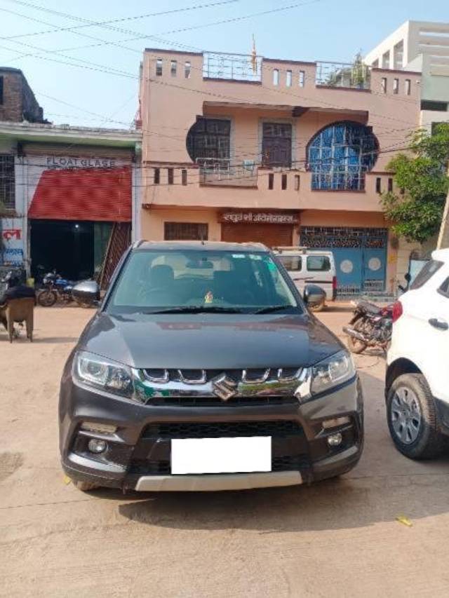 https://images10.gaadi.com/usedcar_image/4316683/original/processed_cc1d48bb-8342-4ef4-9702-f413569e7625.jpg?imwidth=6402