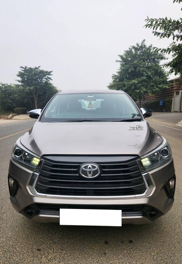 https://images10.gaadi.com/usedcar_image/4316691/original/processed_792fbc1c16a8984b82aec7c55e010dfb.jpg?imwidth=6400