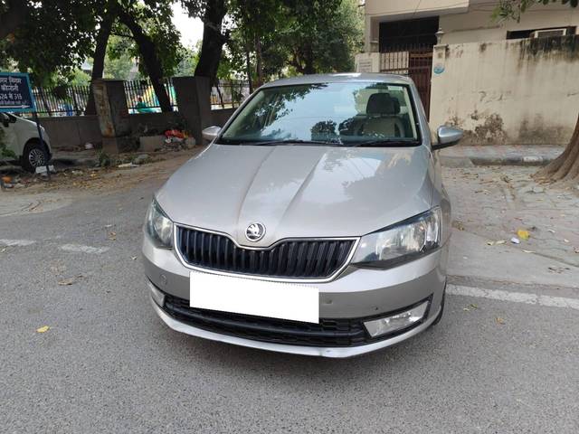 https://images10.gaadi.com/usedcar_image/4316742/original/processed_5fbdbc6960dd5835d7050d41e191090c.jpg?imwidth=6401