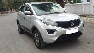 Tata Nexon 2017-2020 Tata Nexon 1.2 Revotron XMA