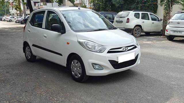 https://images10.gaadi.com/usedcar_image/4316804/original/processed_a20ee30fcfb7ba80421a661754e270fd.jpg?imwidth=6400